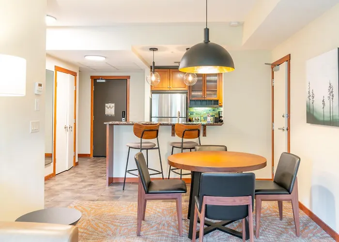 Blackstone Mountain Lodge By Clique